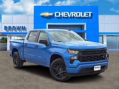 New 2026 Chevrolet Silverado 1500 Custom w/ LPO, Dark Essentials Package