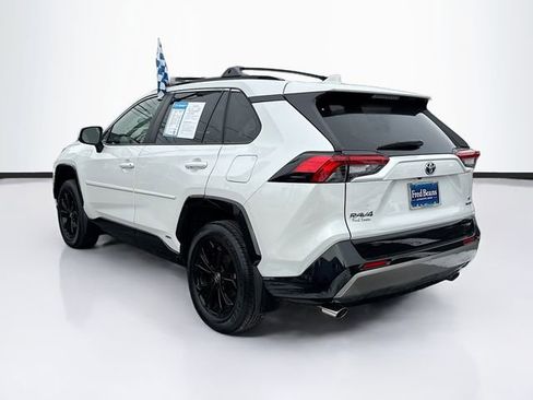 Used 2023 Toyota RAV4 SE image 5