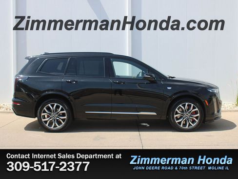Used 2022 Cadillac XT6 Sport AWD/4WD image 1