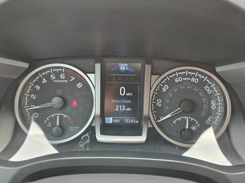 Used 2023 Toyota Tacoma SR5 RWD image 14