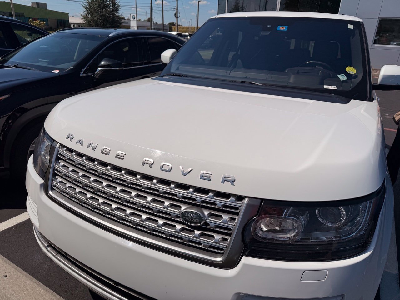 Used 2016 Land Rover Range Rover HSE AWD/4WD image 3