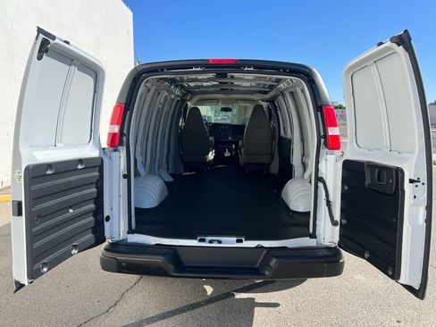 New 2026 Chevrolet Express 3500 w/ Driver Convenience Package RWD image 14