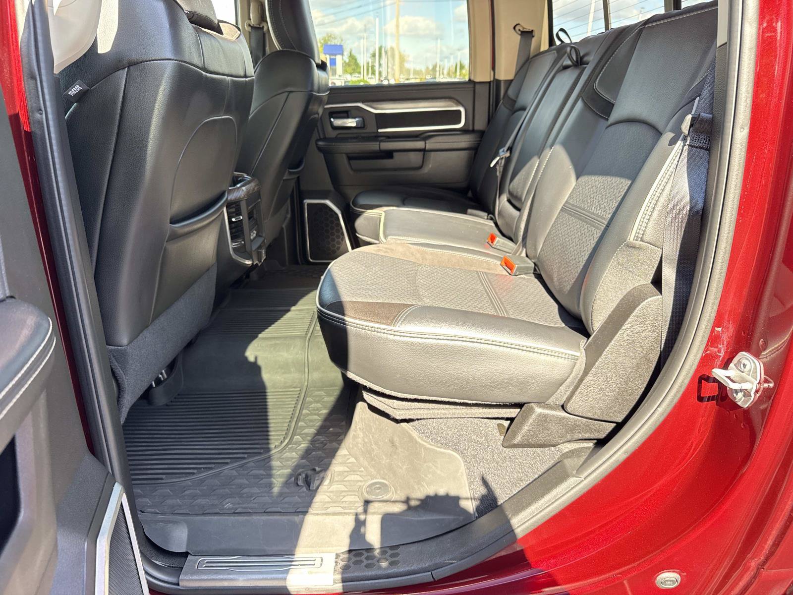 Used 2020 RAM 3500 Laramie AWD/4WD image 28