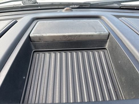 Used 2017 Ford F350 Lariat w/ Chrome Package image 37