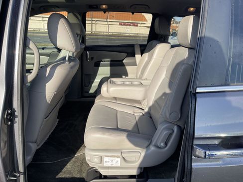Used 2016 Honda Odyssey EX-L image 15