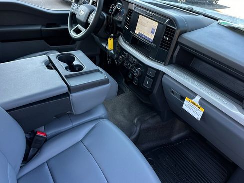New 2026 Ford F250 XL w/ XL Chrome Package image 13