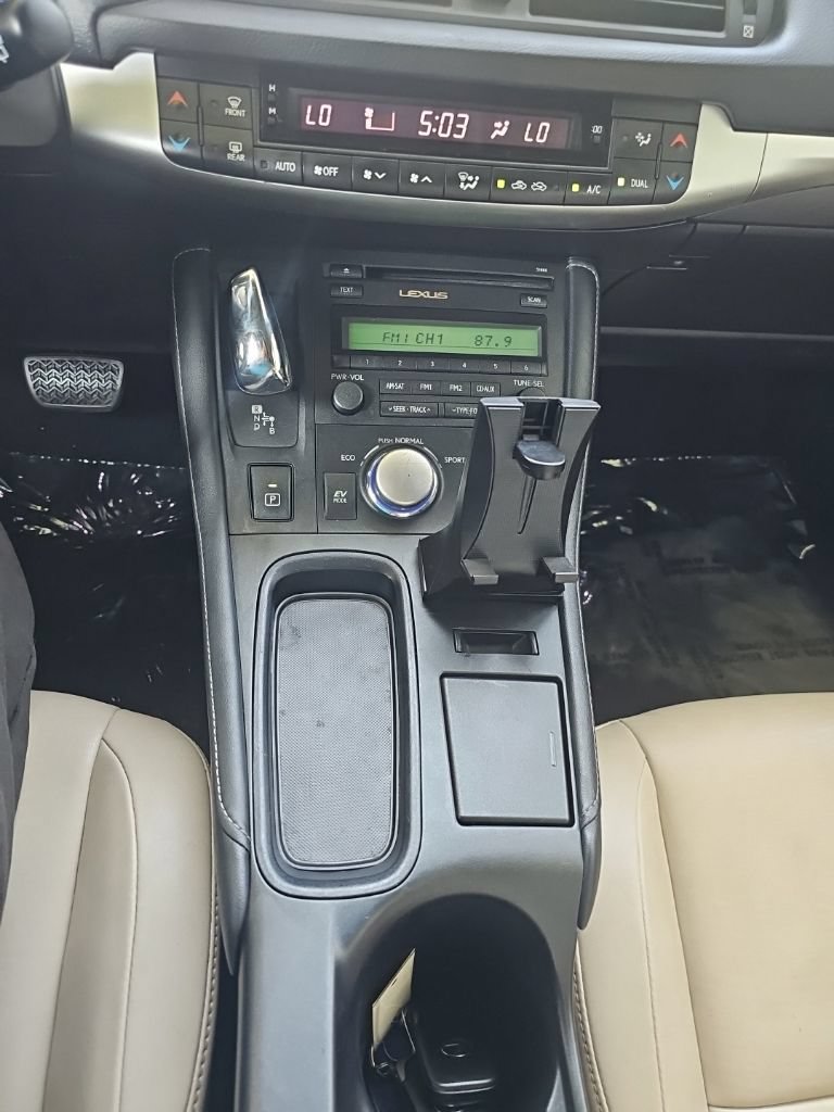 Used 2012 Lexus CT 200h Premium FWD image 21