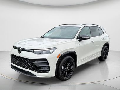 New 2026 Volkswagen Tiguan SE R-Line