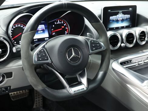 Used 2016 Mercedes-Benz AMG GT S image 19