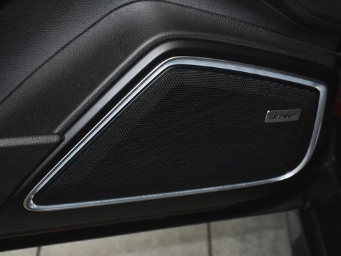 Used 2023 Porsche Panamera Platinum Edition image 11