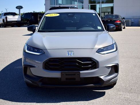Used 2025 Honda HR-V Sport image 2