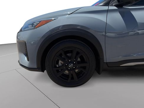 Used 2024 Nissan Kicks SR w/ Exterior Package FWD image 9