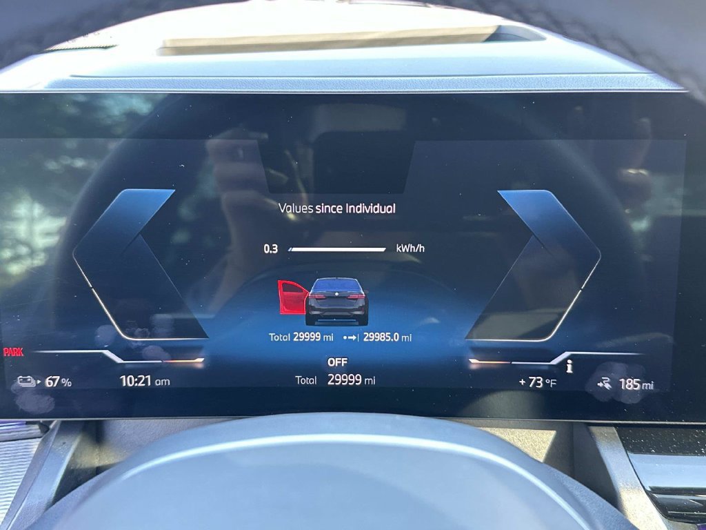 Used 2024 BMW i5 eDrive40i w/ M Sport Package RWD image 30