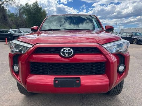 Used 2019 Toyota 4Runner SR5 AWD/4WD image 9