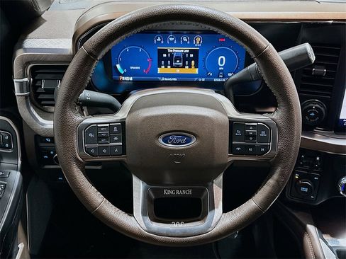 Used 2023 Ford F350 King Ranch w/ FX4 Off-Road Package image 10