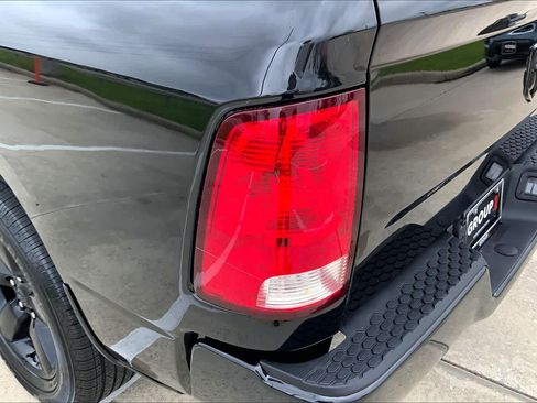 Used 2018 RAM 1500 Express w/ Black Ram 1500 Express Group image 26