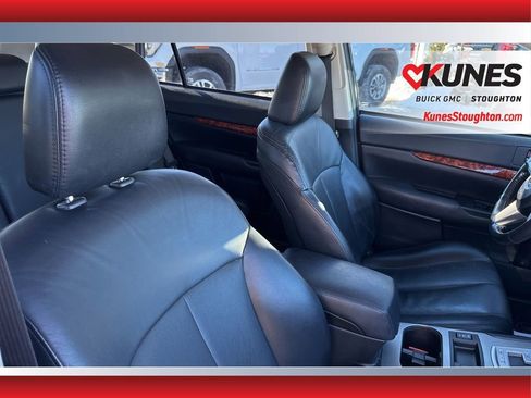 Used 2011 Subaru Outback 2.5i Limited w/ PWR Moonroof Pkg image 48