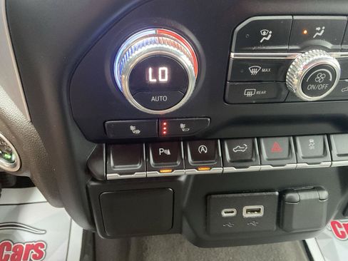 Used 2019 GMC Sierra 1500 SLE w/ SLE Value Package AWD/4WD image 21