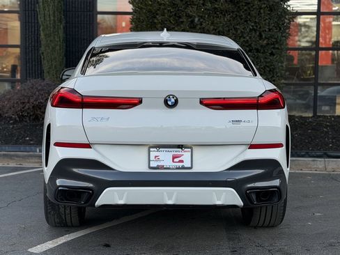 Used 2022 BMW X6 xDrive40i w/ M Sport Package image 13
