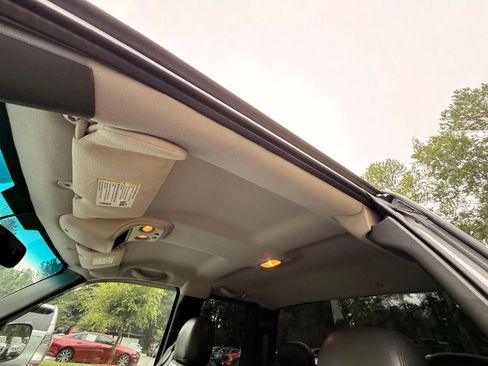 Used 2005 Chevrolet Silverado 1500 LS w/ Light Duty Power Package AWD/4WD image 35