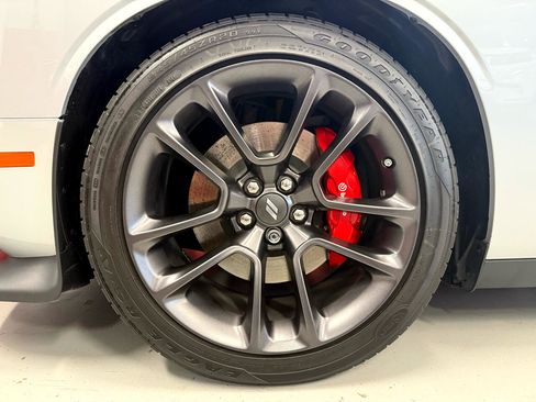 Used 2021 Dodge Challenger R/T Scat Pack image 18