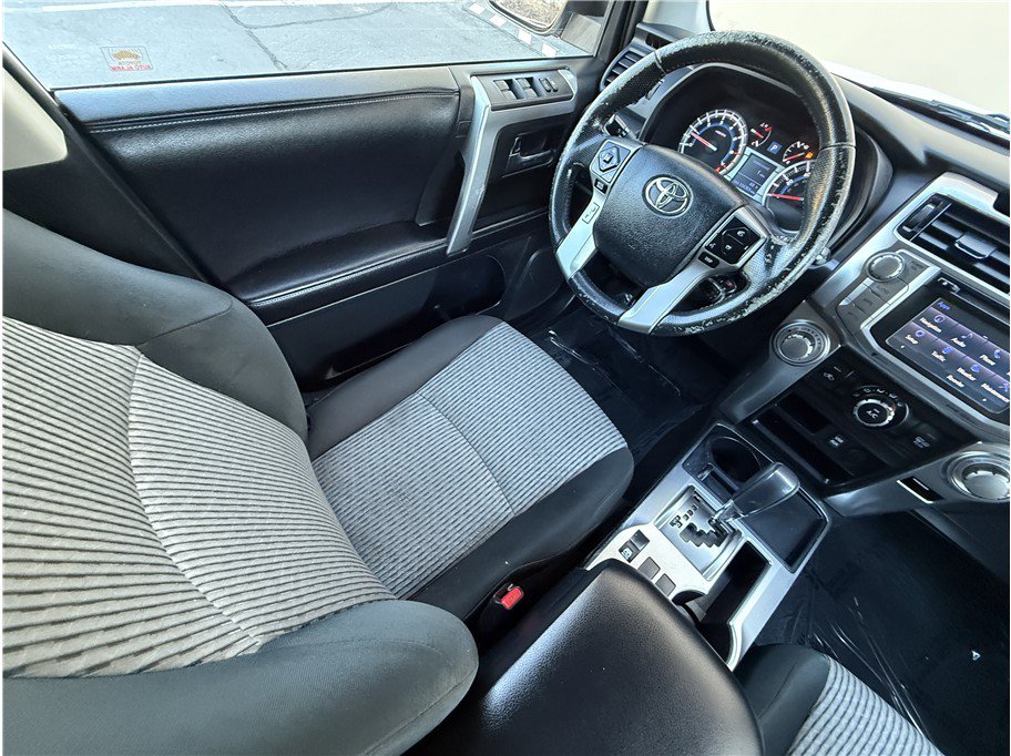Used 2017 Toyota 4Runner SR5 RWD image 8