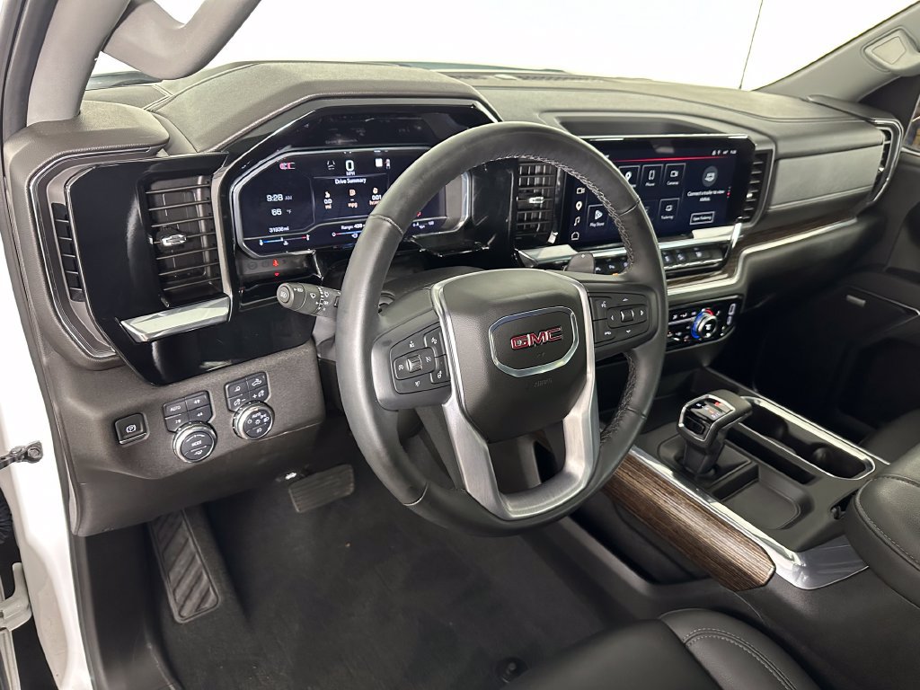 Used 2024 GMC Sierra 1500 Elevation w/ Elevation Premium Package AWD/4WD image 11