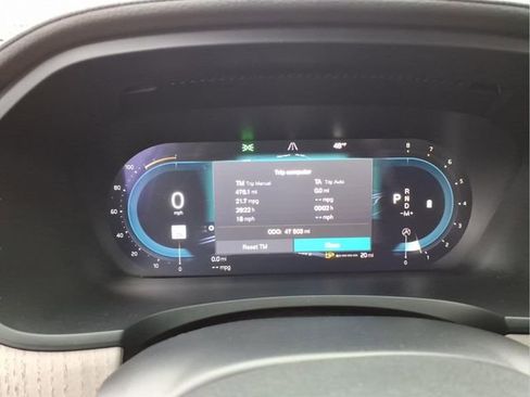 Used 2022 Volvo S90 B6 Inscription w/ Advanced Package image 21