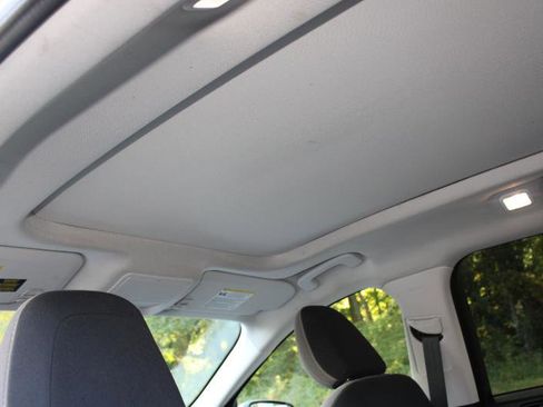 Used 2021 Ford Escape SE w/ Cold Weather Package image 26