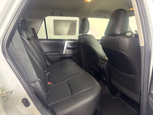 Used 2024 Toyota 4Runner TRD Sport AWD/4WD image 5