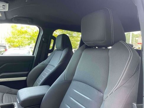 Used 2024 Toyota Tacoma SR5 AWD/4WD image 20