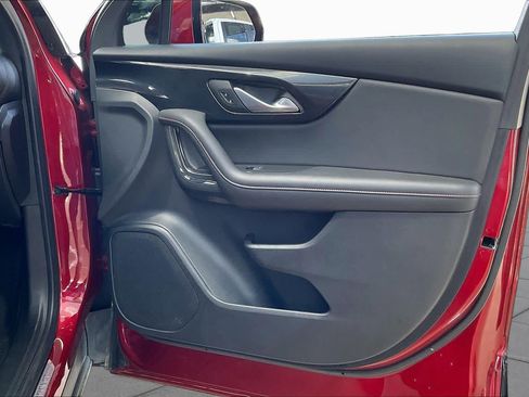 Used 2022 Chevrolet Blazer RS FWD image 21