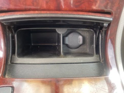 Used 2006 Buick Lucerne CX image 35