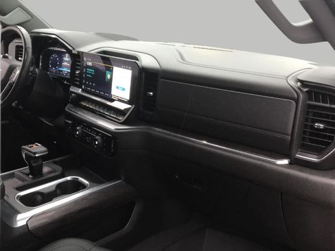 Certified 2023 Chevrolet Silverado 1500 LTZ w/ LTZ Premium Package AWD/4WD image 24