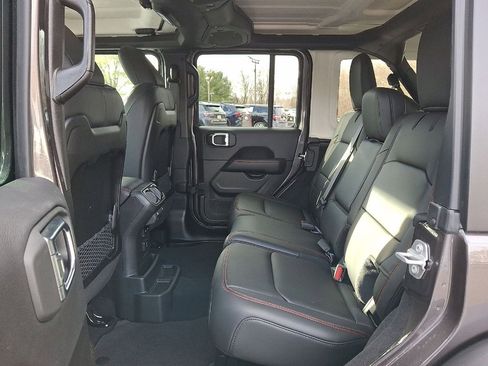 Used 2025 Jeep Wrangler Unlimited Rubicon w/ Safety Group image 13