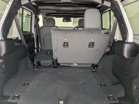 New 2026 Jeep Wrangler Sport S image 31