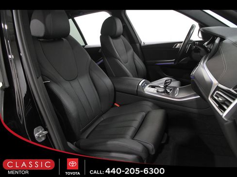 Used 2022 BMW X5 xDrive40i AWD/4WD image 18