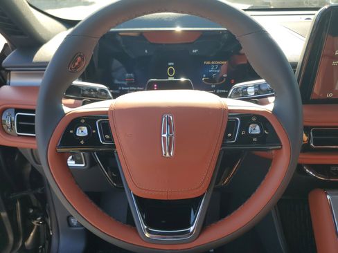New 2026 Lincoln Aviator Reserve AWD/4WD image 15
