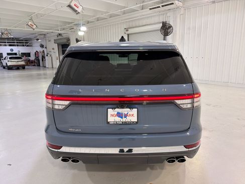 New 2026 Lincoln Aviator AWD image 27