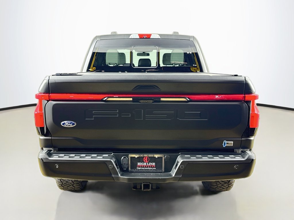 Used 2023 Ford F150 Lightning Platinum AWD/4WD image 6