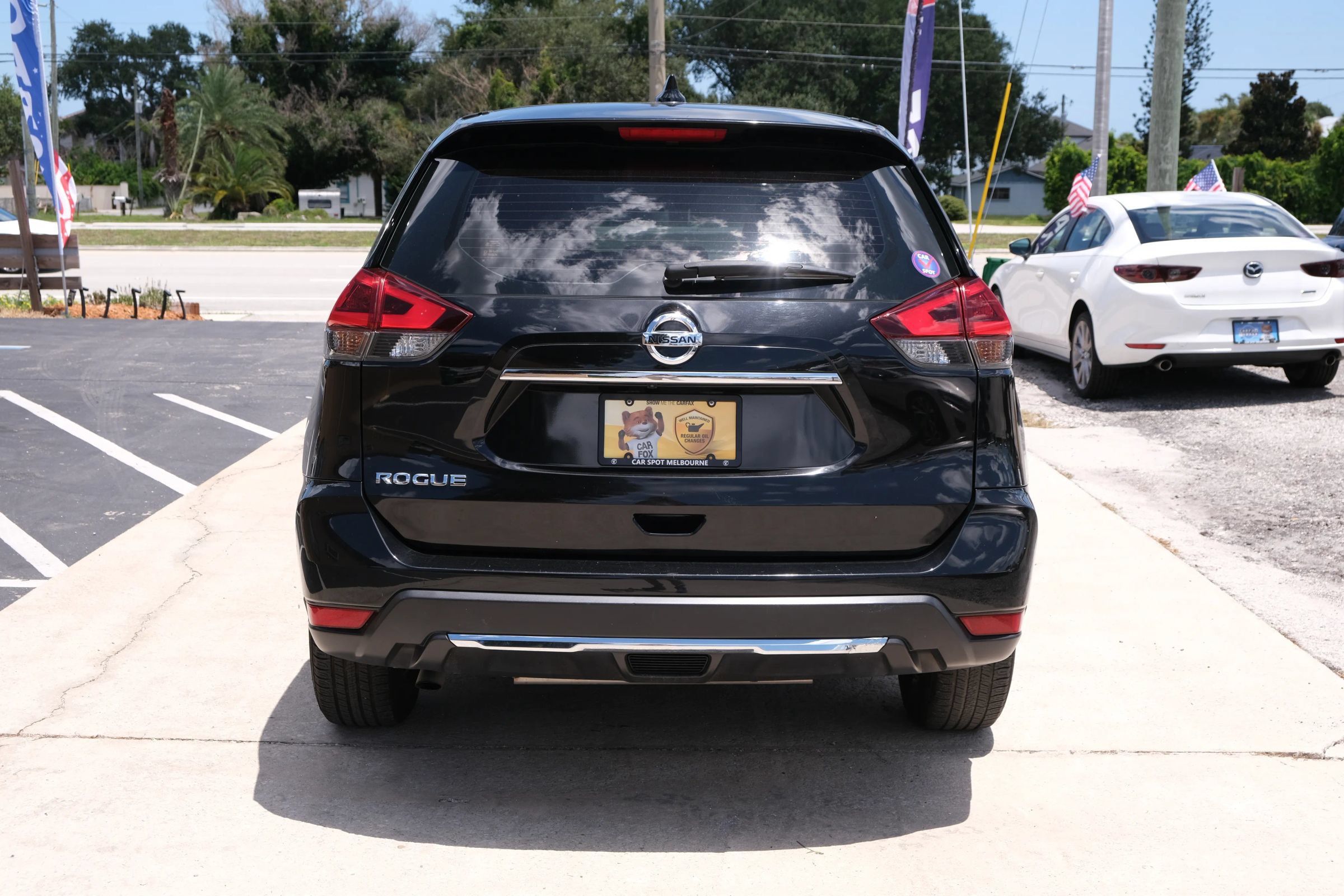 Used 2020 Nissan Rogue S FWD image 6