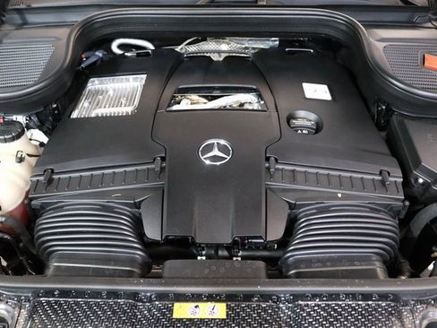 Used 2024 Mercedes-Benz GLE 580 4MATIC image 34