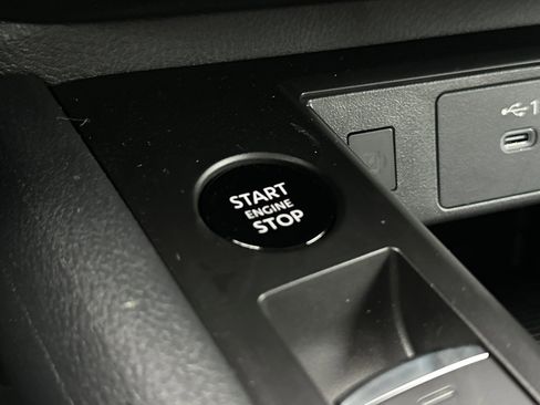 New 2026 Nissan Kicks SV image 22