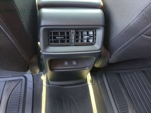 Used 2025 Honda CR-V Sport image 32