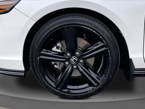 Used 2023 Honda Accord Sport image 32