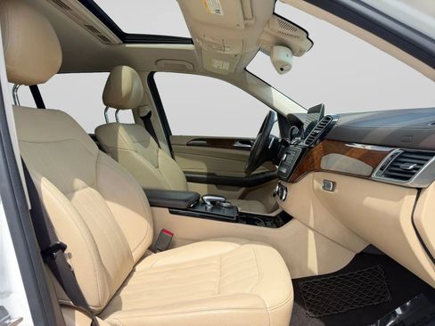 Used 2019 Mercedes-Benz GLS 450 4MATIC image 36