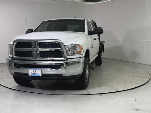 Used 2017 RAM 2500 Tradesman w/ Chrome Appearance Group AWD/4WD image 6