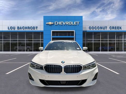 Used 2025 BMW 330i Sedan RWD image 3