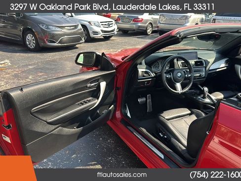 Used 2016 BMW M235i Convertible image 22