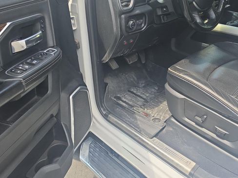 Used 2021 RAM 2500 Laramie AWD/4WD image 11